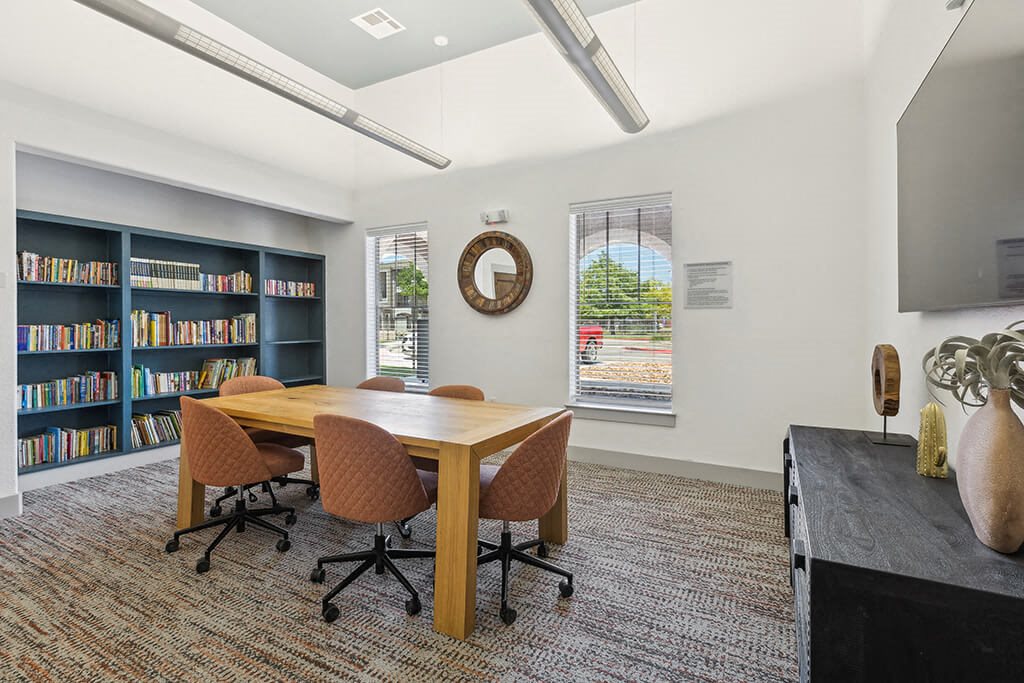 Meeting room at Bonito Parque Apartments in San Antonio TX